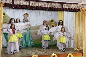 Напередодні Дня матері податківці Тернопільщини відвідали вихованців реабілітаційного центру