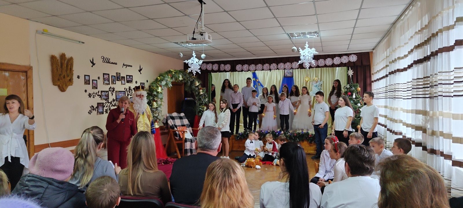 Податківці Тернопільщини – серед гостей свята «Серця, наповнені добром». Фото № 3/2