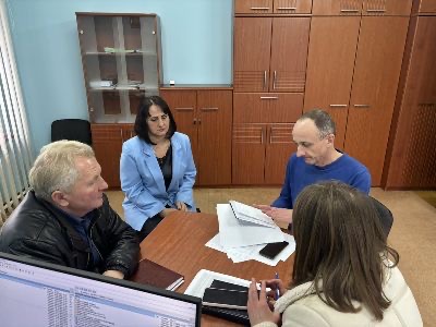 Спільна стратегія: податкова служба та громади працюють над ліквідацією боргів із майнових податків. Фото № 1/0